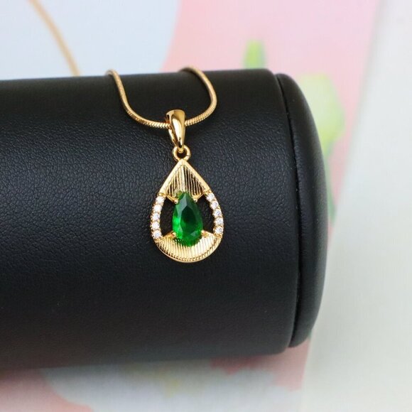 "Teardrop Green Pendant with Sparkling Accents in Gold Finish, XPPT1689 - Picture 11 of 13